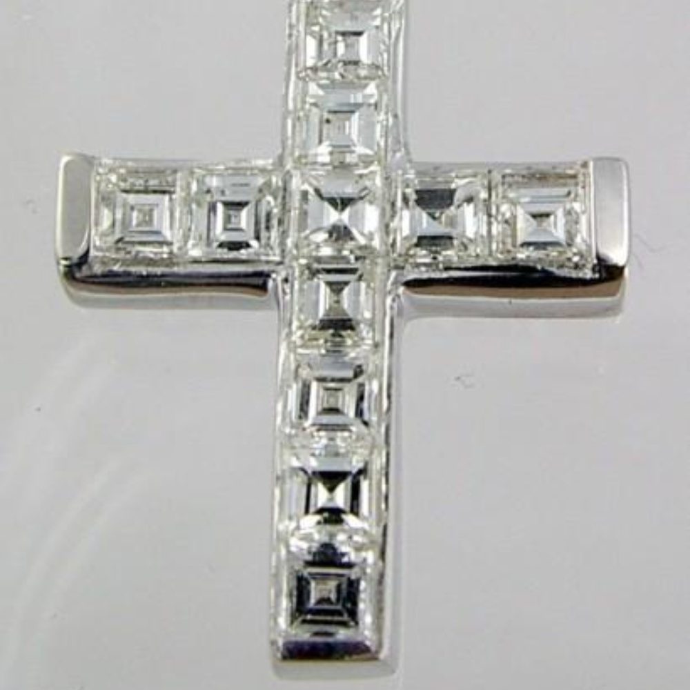 Diamond Pendant Cross 1.37 TDW 18KT White Gold